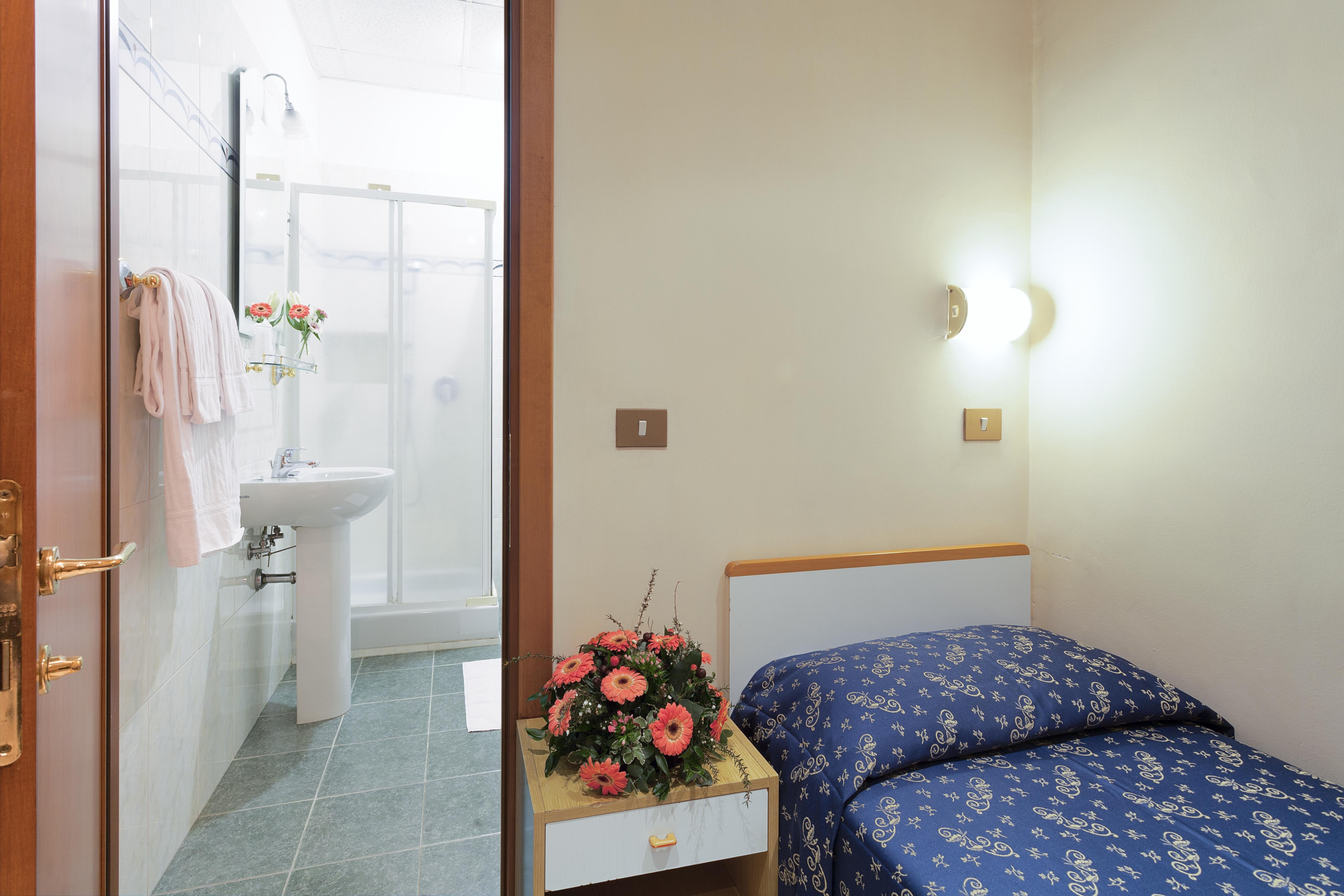 Hotel Oriente Rome Exterior photo